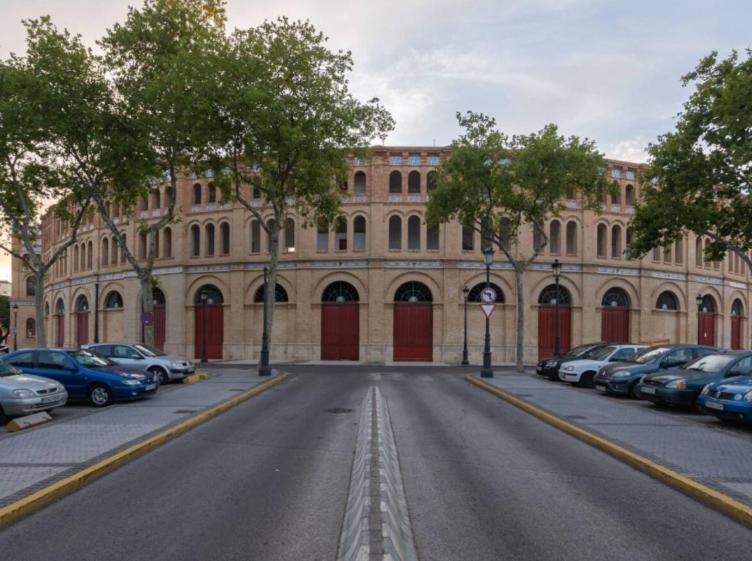Apartoyou - Plaza De Toros เอลปูแอร์โต เด ซานตามาริอา ภายนอก รูปภาพ